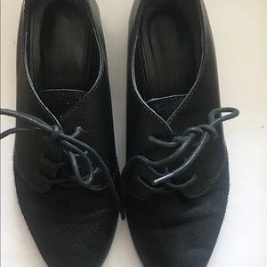 Shoe mint black loafers